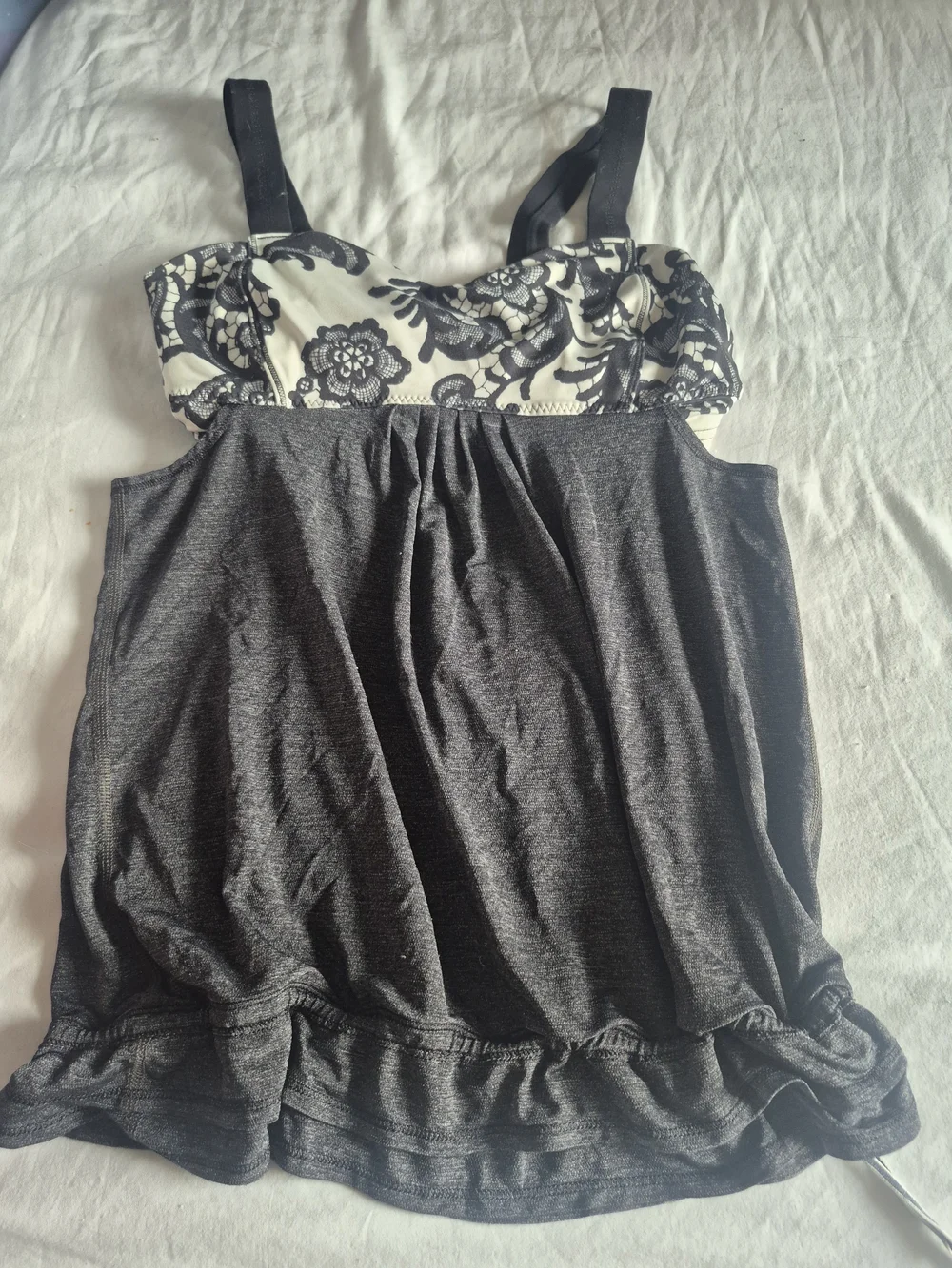 Lululemon Run Backnon Track Tank Lacefolage  Polar Cream Size 8 - Picture 5 of 7